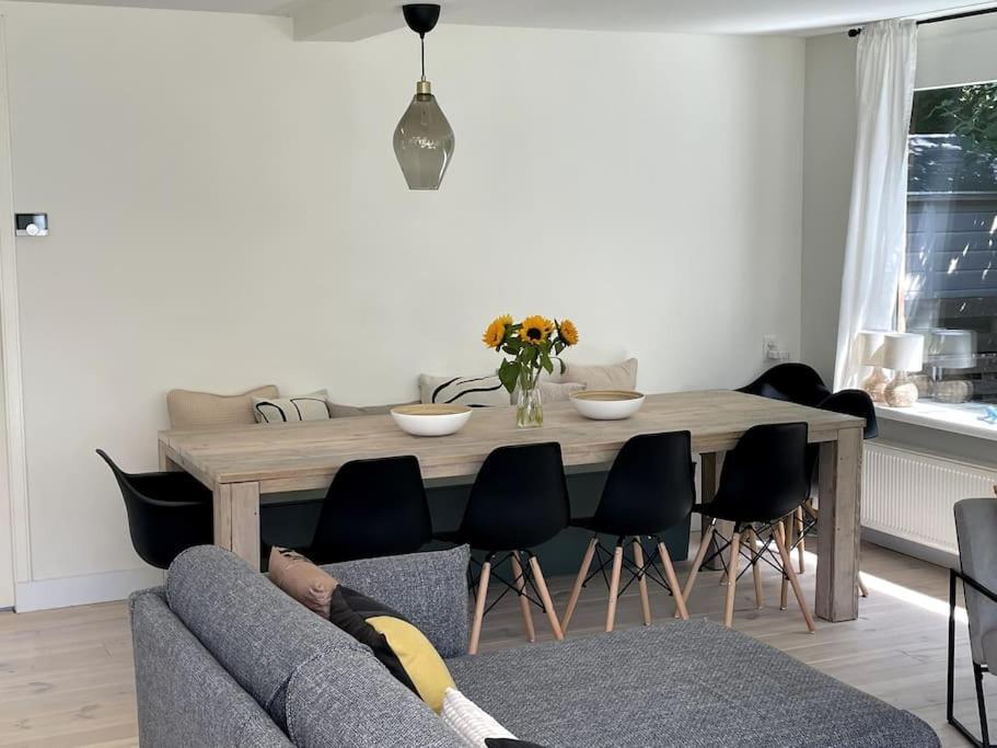 Modern House For 12 Pers! With Jacuzzi *